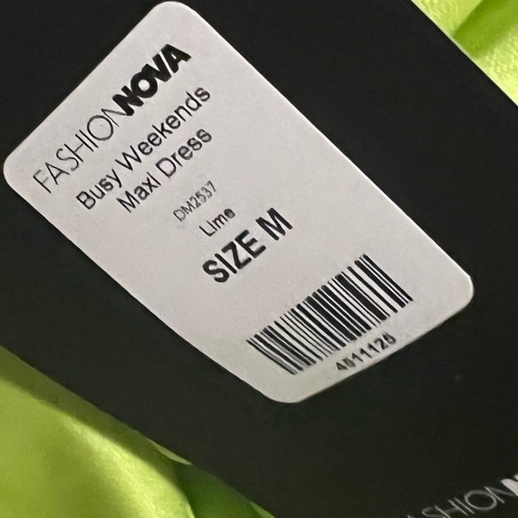 Lime Green Maxi Dress with gorgeous details • Brand new tags attached / Medium - Picture 8 of 8